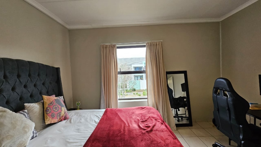 To Let 2 Bedroom Property for Rent in Burgundy Estate Western Cape